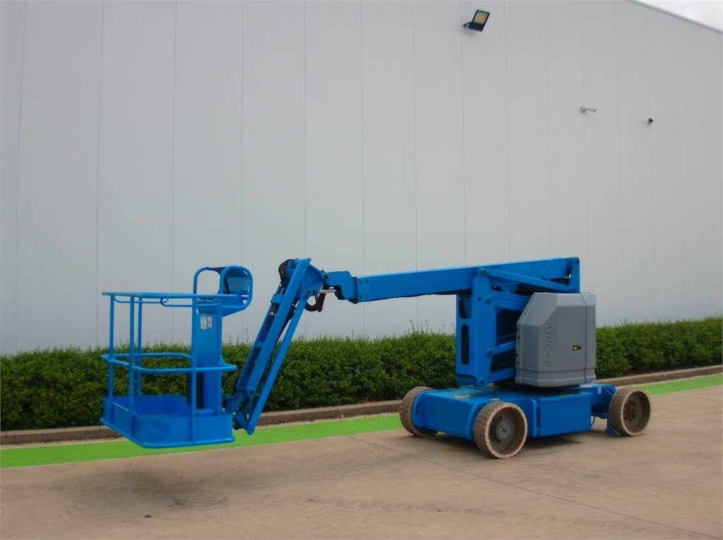 Genie Z34-22N - זרוע מרפקי: תמונה 2 Genie Z34-22N - זרוע מרפקי: תמונה 2