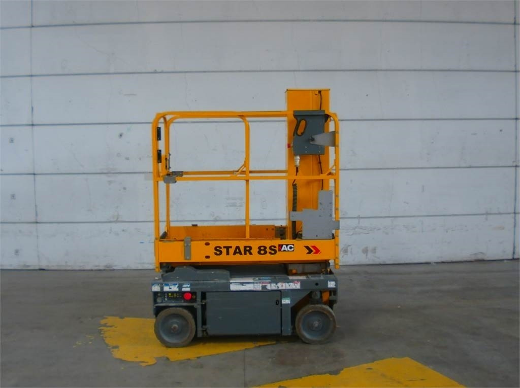 Haulotte STAR8S - מעלית תורן אנכית: תמונה 1 Haulotte STAR8S - מעלית תורן אנכית: תמונה 1