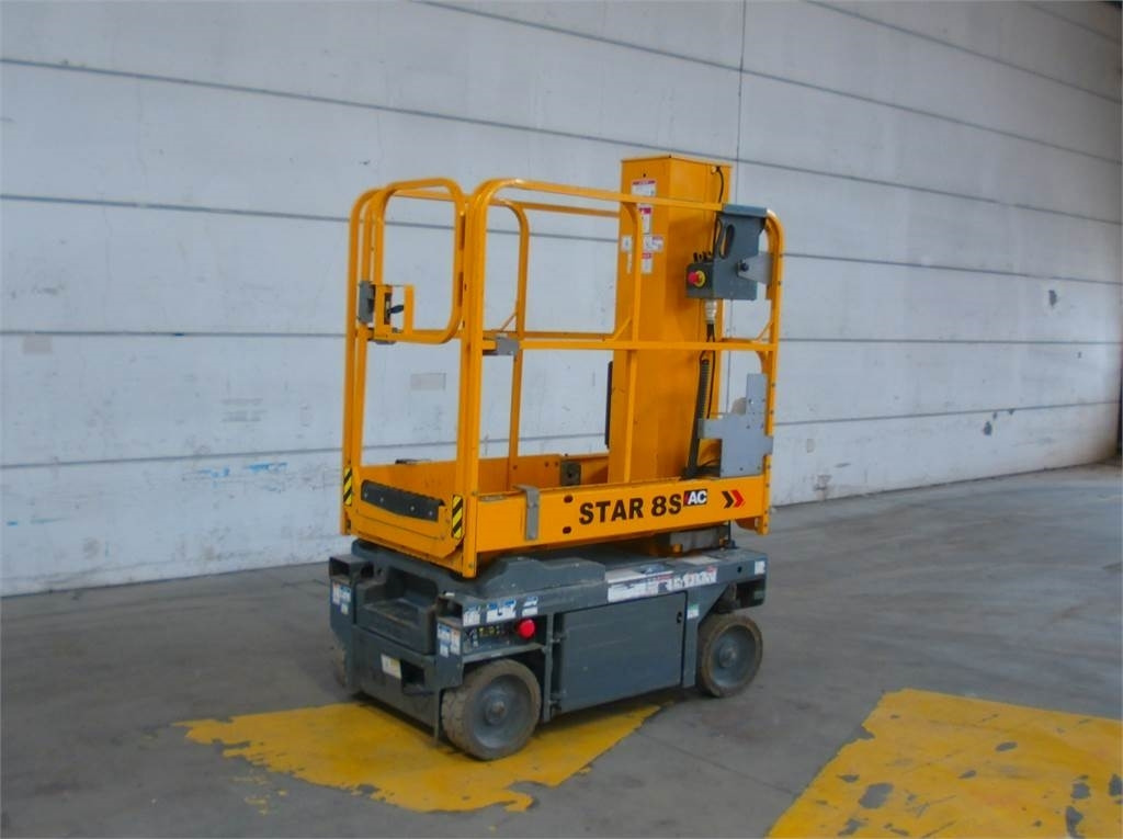 Haulotte STAR8S - מעלית תורן אנכית: תמונה 2 Haulotte STAR8S - מעלית תורן אנכית: תמונה 2