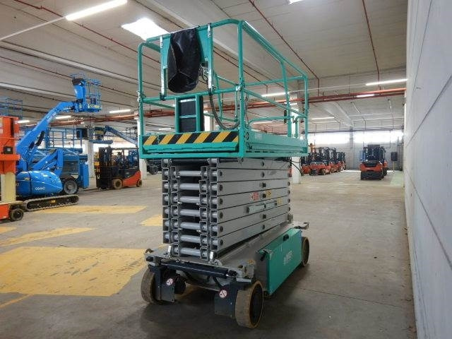 Imer IM14122 - מעלית מספריים: תמונה 4 Imer IM14122 - מעלית מספריים: תמונה 4