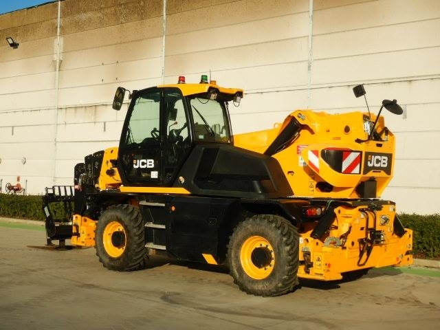 JCB 555-210R - מפעיל טלסקופי: תמונה 3 JCB 555-210R - מפעיל טלסקופי: תמונה 3