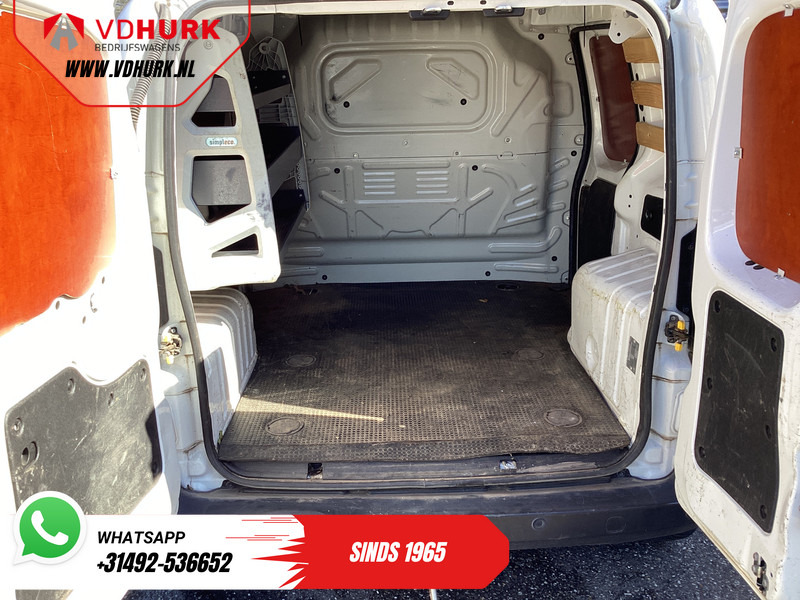 Fiat Fiorino 1.3 MJ 75 pk EXPORT APK 09-2026/ Airco/ Trekhaak/ Lichtbalk/ PDC - כלי רכב מסחרי קטן: תמונה 5 Fiat Fiorino 1.3 MJ 75 pk EXPORT APK 09-2026/ Airco/ Trekhaak/ Lichtbalk/ PDC - כלי רכב מסחרי קטן: תמונה 5