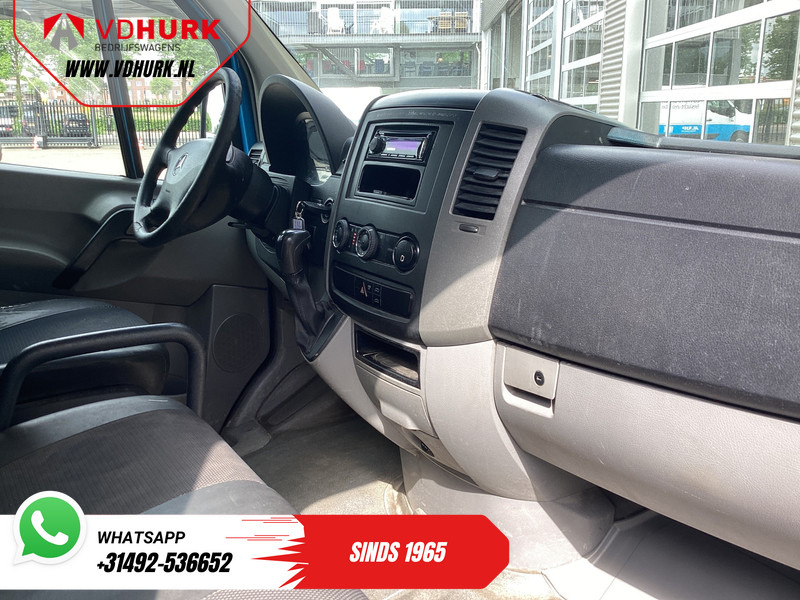 Mercedes-Benz Sprinter 313 2.2 CDI Aut. L2 DC Dubbel Cabine EXPORT ONLY Airco/ 2.8t Trekverm./ Imperiaal & Trap/ 7 Pers. - כלי רכב מסחרי עם לוח, כלי רכב מסחרי קומבי: תמונה 3 Mercedes-Benz Sprinter 313 2.2 CDI Aut. L2 DC Dubbel Cabine EXPORT ONLY Airco/ 2.8t Trekverm./ Imperiaal & Trap/ 7 Pers. - כלי רכב מסחרי עם לוח, כלי רכב מסחרי קומבי: תמונה 3