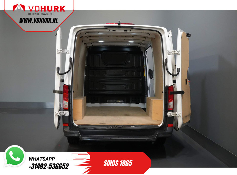 Volkswagen Crafter 2.0 TDI L3H2 Gev.stoel/ CarPlay/ Camera/ Cruise/ Airco/ 270Gr. deuren - כלי רכב מסחרי קטן: תמונה 5 Volkswagen Crafter 2.0 TDI L3H2 Gev.stoel/ CarPlay/ Camera/ Cruise/ Airco/ 270Gr. deuren - כלי רכב מסחרי קטן: תמונה 5
