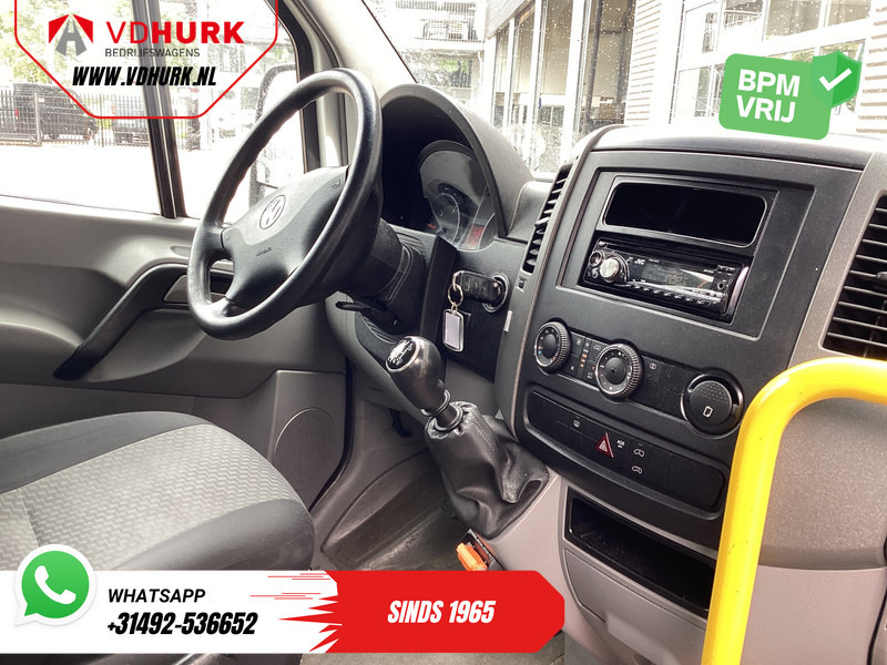 Volkswagen Crafter 35 2.0 TDI L3H2 EXPORT ONLY! €9.559 incl BTW/BPM Rolstoellift/ 9 Pers/ 9P/ Sidebars/ Rearbar/ Airco - מיניבוס, כלי רכב מסחרי לנוסעים: תמונה 3 Volkswagen Crafter 35 2.0 TDI L3H2 EXPORT ONLY! €9.559 incl BTW/BPM Rolstoellift/ 9 Pers/ 9P/ Sidebars/ Rearbar/ Airco - מיניבוס, כלי רכב מסחרי לנוסעים: תמונה 3