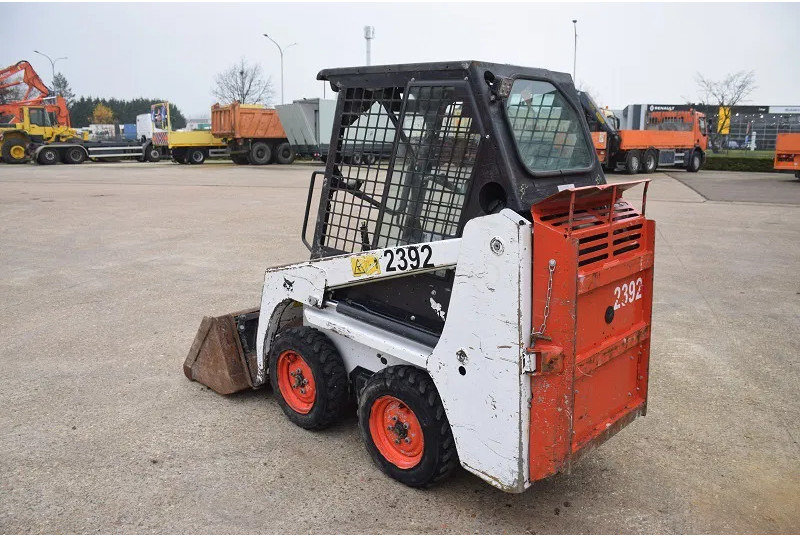Bobcat S70 - מעמיס היגוי החלקה: תמונה 3 Bobcat S70 - מעמיס היגוי החלקה: תמונה 3