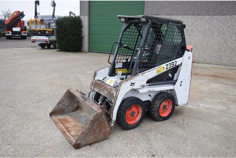 Bobcat S70 - מעמיס היגוי החלקה: תמונה 5 Bobcat S70 - מעמיס היגוי החלקה: תמונה 5