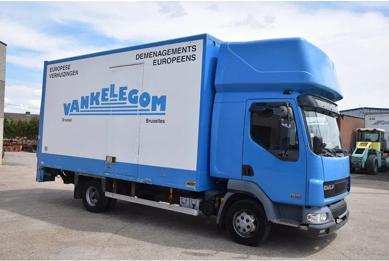 DAF LF 220 LF45 220 - משאית תיבה: תמונה 5 DAF LF 220 LF45 220 - משאית תיבה: תמונה 5