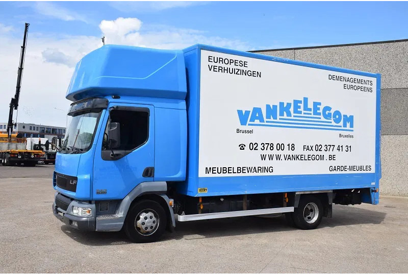 DAF LF 220 LF45 220 - משאית תיבה: תמונה 2 DAF LF 220 LF45 220 - משאית תיבה: תמונה 2