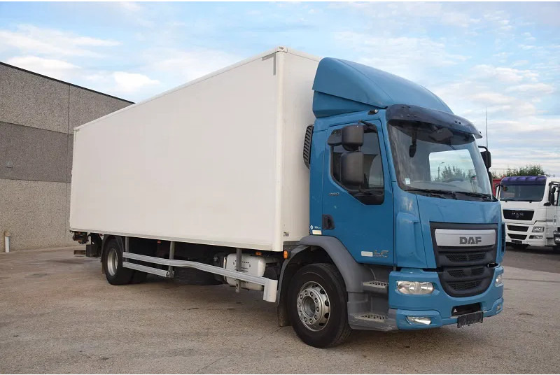 DAF LF 280 - משאית תיבה: תמונה 4 DAF LF 280 - משאית תיבה: תמונה 4