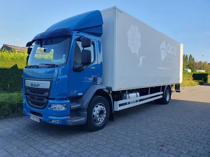 DAF LF 280 - משאית תיבה: תמונה 2 DAF LF 280 - משאית תיבה: תמונה 2