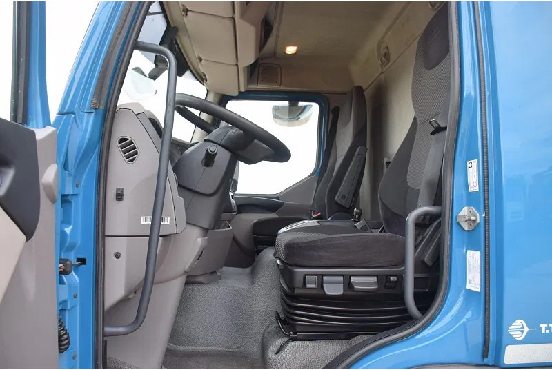 DAF LF 280 - משאית תיבה: תמונה 5 DAF LF 280 - משאית תיבה: תמונה 5