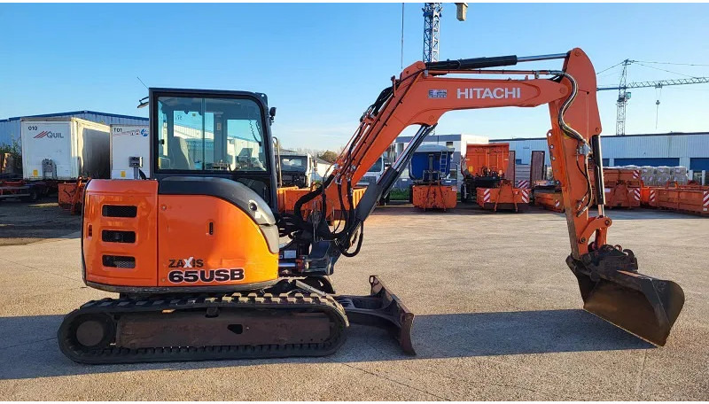 Hitachi ZX65USB-5A CLR - מחפר סורק: תמונה 5 Hitachi ZX65USB-5A CLR - מחפר סורק: תמונה 5