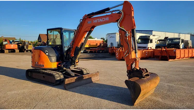 מחפר סורק Hitachi ZX65USB-5A CLR: תמונה 13