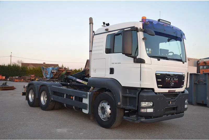 MAN TGS 26.400 - משאית הרמת וו: תמונה 3 MAN TGS 26.400 - משאית הרמת וו: תמונה 3