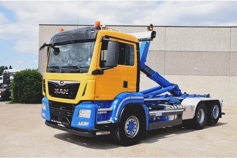 MAN TGS 26.420 - משאית הרמת וו: תמונה 2 MAN TGS 26.420 - משאית הרמת וו: תמונה 2