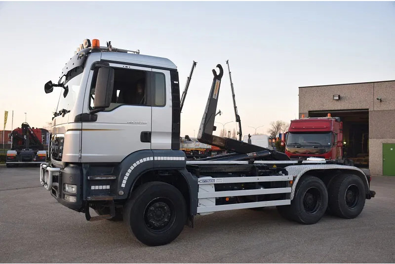 MAN TGS 33.400 - משאית הרמת וו: תמונה 3 MAN TGS 33.400 - משאית הרמת וו: תמונה 3