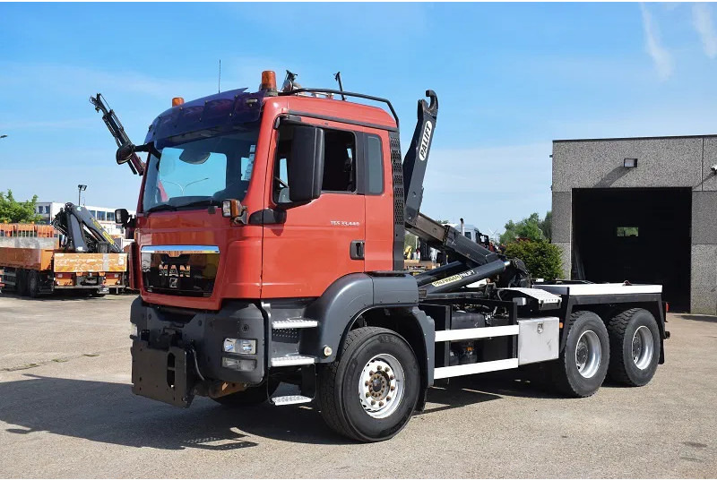 MAN TGS 33.440 - משאית הרמת וו: תמונה 1 MAN TGS 33.440 - משאית הרמת וו: תמונה 1