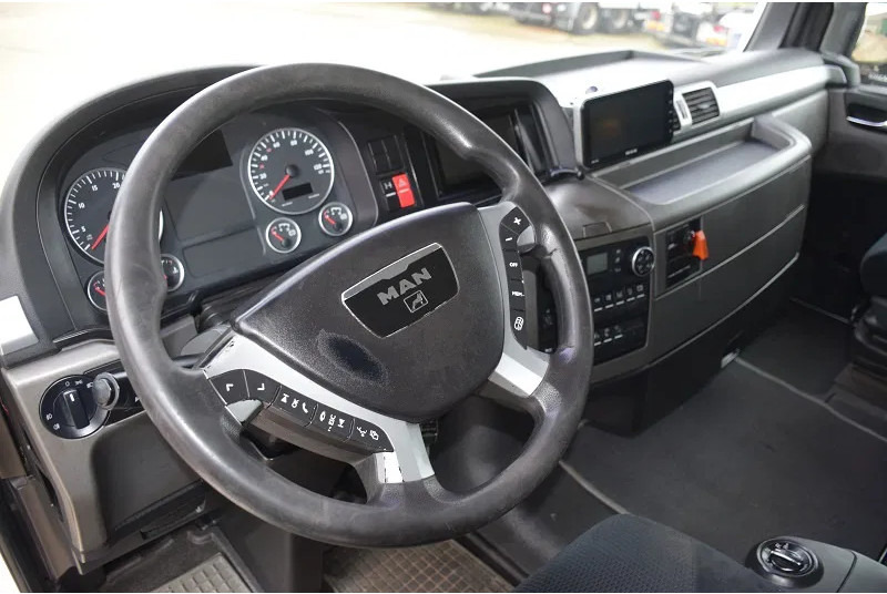MAN TGX 26.480 - משאית עם שלדת תא: תמונה 5 MAN TGX 26.480 - משאית עם שלדת תא: תמונה 5