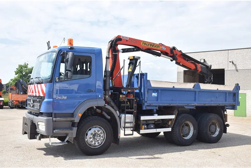 מזהיר Mercedes-Benz AXOR 2628: תמונה 7