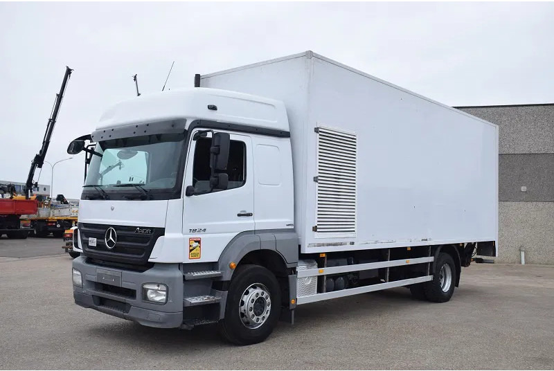 Mercedes-Benz Axor 1824 - משאית תיבה: תמונה 1 Mercedes-Benz Axor 1824 - משאית תיבה: תמונה 1