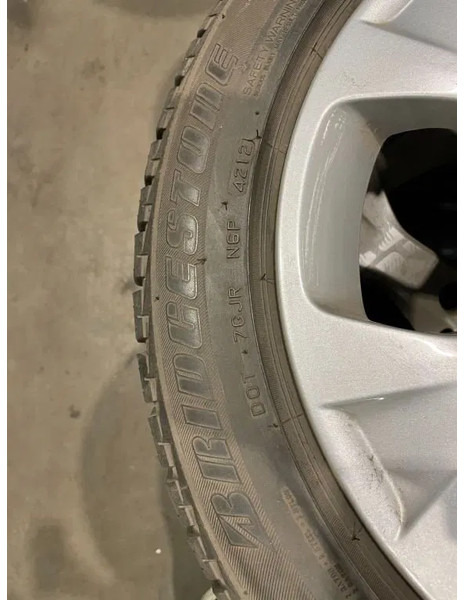 BMW *BMW velgen met Brigdestone banden *225/50 R17 - גלגלים וצמיגים עבור מכונית: תמונה 3 BMW *BMW velgen met Brigdestone banden *225/50 R17 - גלגלים וצמיגים עבור מכונית: תמונה 3