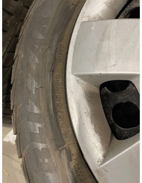 Bridgestone *Mercedes deksels met banden*205/55R16 - גלגלים וצמיגים עבור מכונית: תמונה 4 Bridgestone *Mercedes deksels met banden*205/55R16 - גלגלים וצמיגים עבור מכונית: תמונה 4