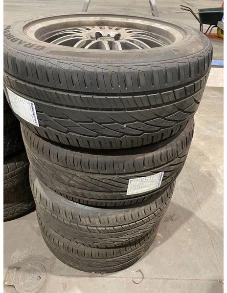 General Tire Dotz velgen met General Tire Grabber banden 255/50 R19 107Y - גלגלים וצמיגים עבור מכונית: תמונה 1 General Tire Dotz velgen met General Tire Grabber banden 255/50 R19 107Y - גלגלים וצמיגים עבור מכונית: תמונה 1