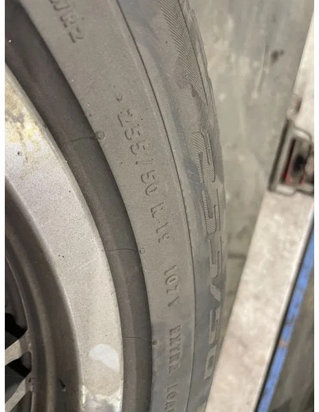 General Tire Dotz velgen met General Tire Grabber banden 255/50 R19 107Y - גלגלים וצמיגים עבור מכונית: תמונה 4 General Tire Dotz velgen met General Tire Grabber banden 255/50 R19 107Y - גלגלים וצמיגים עבור מכונית: תמונה 4