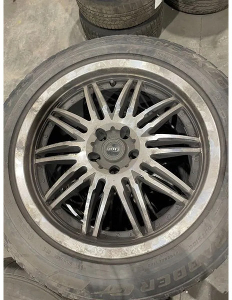 General Tire Dotz velgen met General Tire Grabber banden 255/50 R19 107Y - גלגלים וצמיגים עבור מכונית: תמונה 2 General Tire Dotz velgen met General Tire Grabber banden 255/50 R19 107Y - גלגלים וצמיגים עבור מכונית: תמונה 2
