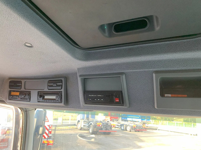 Mercedes-Benz Atego 1018 KOELING*Cruise control*Airconditioning*Geveerde bestuurdersstoel* - משאית תיבה: תמונה 4 Mercedes-Benz Atego 1018 KOELING*Cruise control*Airconditioning*Geveerde bestuurdersstoel* - משאית תיבה: תמונה 4