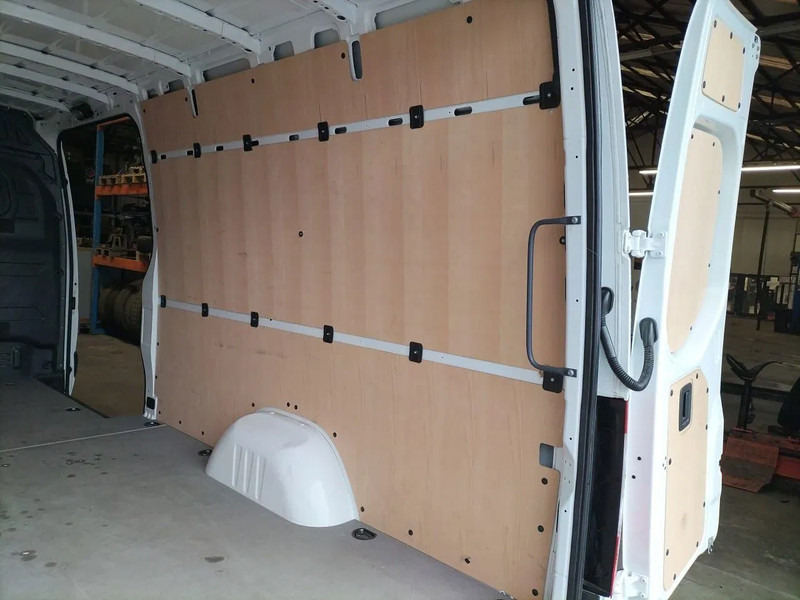 Mercedes-Benz Binnenbekleding L2H2 Sprinter - תא ופנים הרכב עבור כלי רכב מסחרי: תמונה 3 Mercedes-Benz Binnenbekleding L2H2 Sprinter - תא ופנים הרכב עבור כלי רכב מסחרי: תמונה 3