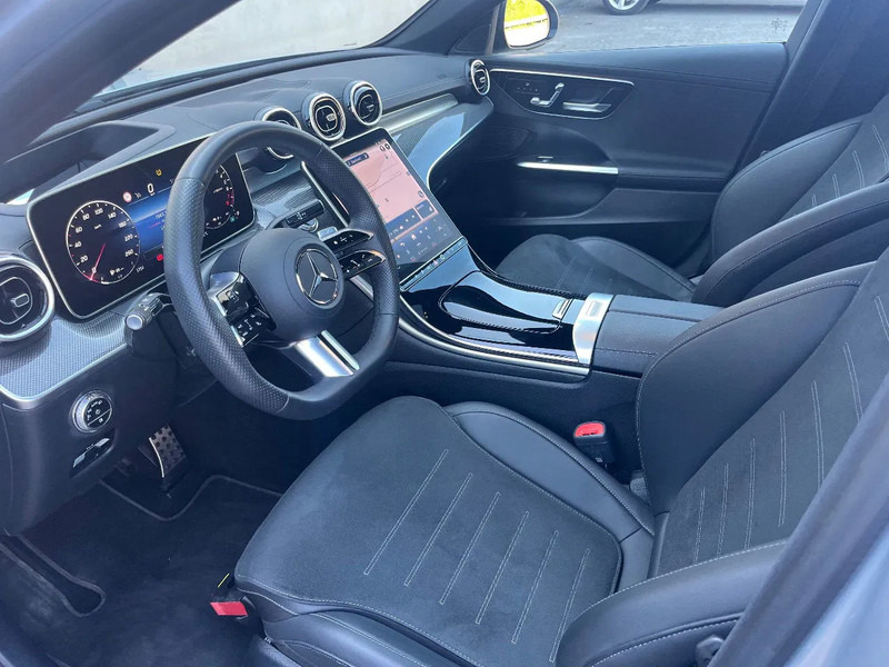 Mercedes-Benz C-Klasse C300e Sedan*AMG PAKKET*NIGHT PAKKET*HEADUPDISPL*360°CAM* - סדאן: תמונה 3 Mercedes-Benz C-Klasse C300e Sedan*AMG PAKKET*NIGHT PAKKET*HEADUPDISPL*360°CAM* - סדאן: תמונה 3
