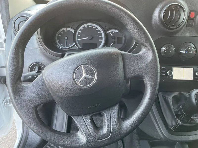 Mercedes-Benz Citan 109 CDI *Navigatie*Airco*Buitenspiegels verwarmd&elektr. verstelbaar - כלי רכב מסחרי קטן: תמונה 4 Mercedes-Benz Citan 109 CDI *Navigatie*Airco*Buitenspiegels verwarmd&elektr. verstelbaar - כלי רכב מסחרי קטן: תמונה 4