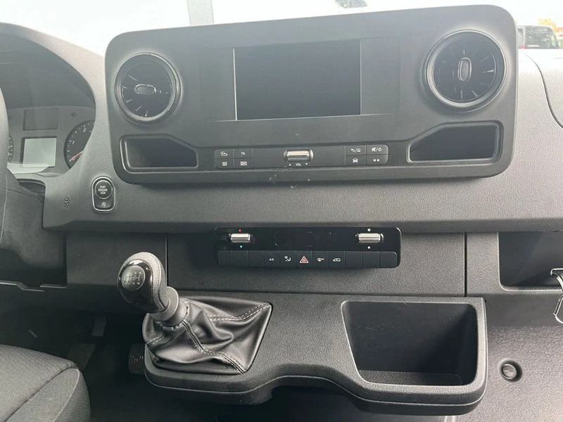 Mercedes-Benz Sprinter 315 L3H2*360°Camera*parktronic*cruise control*zetelverwarming* - כלי רכב מסחרי עם לוח: תמונה 5 Mercedes-Benz Sprinter 315 L3H2*360°Camera*parktronic*cruise control*zetelverwarming* - כלי רכב מסחרי עם לוח: תמונה 5