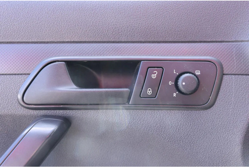 Volkswagen Caddy PARKSENSOREN-SCHUIFDEUR-RADIO USB-TREKHAAK - כלי רכב מסחרי קטן: תמונה 5 Volkswagen Caddy PARKSENSOREN-SCHUIFDEUR-RADIO USB-TREKHAAK - כלי רכב מסחרי קטן: תמונה 5