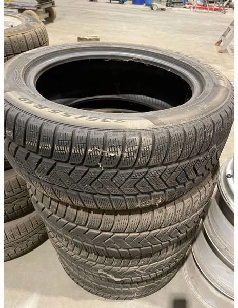 Scorpion *235/55 R19 - צמיג עבור מכונית: תמונה 1 Scorpion *235/55 R19 - צמיג עבור מכונית: תמונה 1