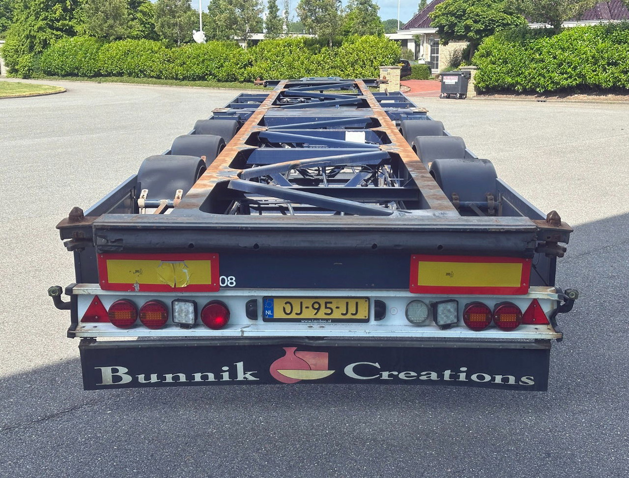 Burg BPO 13-27 Ccxlx 40" Galvanised Super Chassis SAF Axles Disc Brakes 2x Lift Axles 3 Pieces IN Stock Super Condition - סמיטריילר מוביל מכולות/ החלפת גוף: תמונה 3 Burg BPO 13-27 Ccxlx 40" Galvanised Super Chassis SAF Axles Disc Brakes 2x Lift Axles 3 Pieces IN Stock Super Condition - סמיטריילר מוביל מכולות/ החלפת גוף: תמונה 3