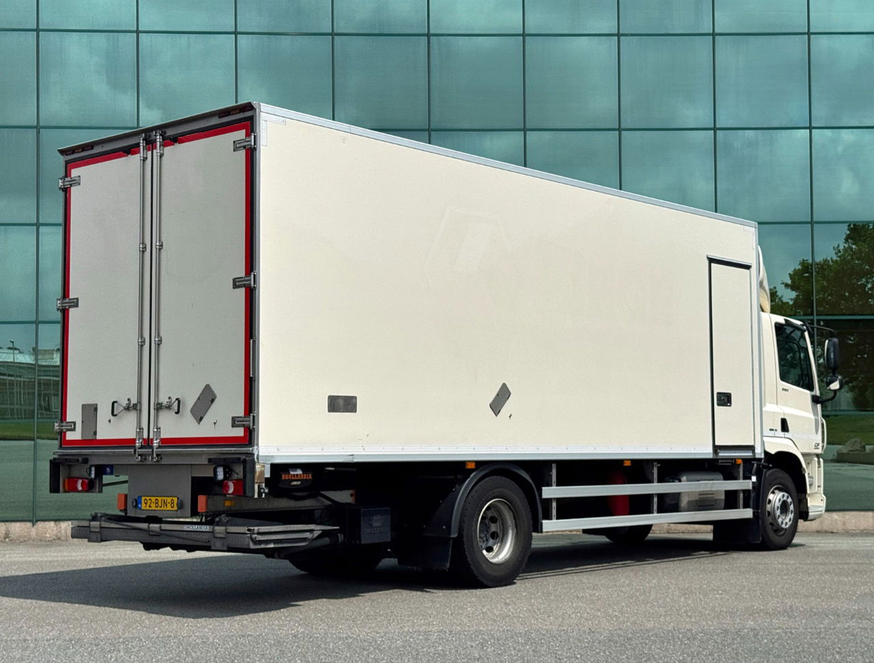 DAF CF 290 - משאית קירור: תמונה 4 DAF CF 290 - משאית קירור: תמונה 4