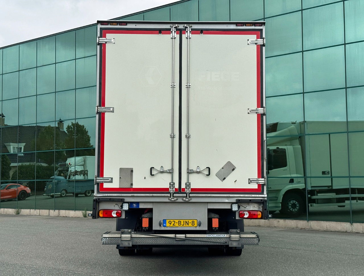 DAF CF 290 - משאית קירור: תמונה 3 DAF CF 290 - משאית קירור: תמונה 3