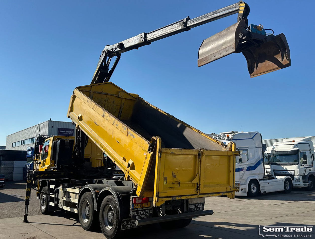 DAF CF 410 FAT 6X4 188.000 KM Palfinger 17 TON/Meter Kraan 2 Zijdige Ruizeveld K - משאית מנוף: תמונה 2 DAF CF 410 FAT 6X4 188.000 KM Palfinger 17 TON/Meter Kraan 2 Zijdige Ruizeveld K - משאית מנוף: תמונה 2