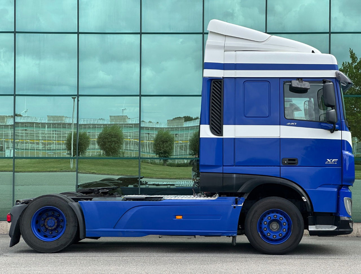 DAF XF 440 SC FT 864.000 KM Park Cooling Holland Truck - יחידת טרקטור: תמונה 5 DAF XF 440 SC FT 864.000 KM Park Cooling Holland Truck - יחידת טרקטור: תמונה 5