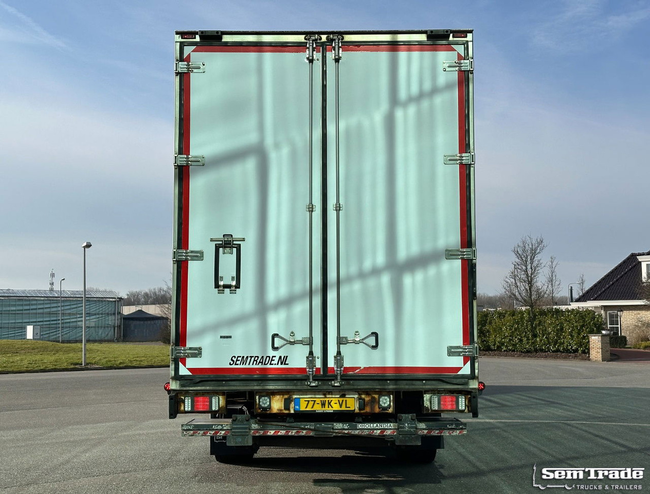 DAF XF 480 FAR SSC 6X2 50 CC Combi 2x Lift Carrier TRS Iceland TOP Condition NL - משאית קירור: תמונה 4 DAF XF 480 FAR SSC 6X2 50 CC Combi 2x Lift Carrier TRS Iceland TOP Condition NL - משאית קירור: תמונה 4