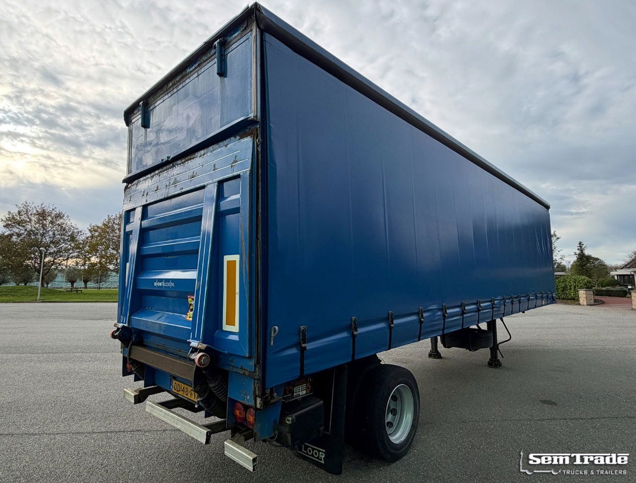 Floor FL0-12-102 City Trailer Tail Lift Good Condition Holland-Trailer - סמיטריילר עם וילונות צד: תמונה 4 Floor FL0-12-102 City Trailer Tail Lift Good Condition Holland-Trailer - סמיטריילר עם וילונות צד: תמונה 4