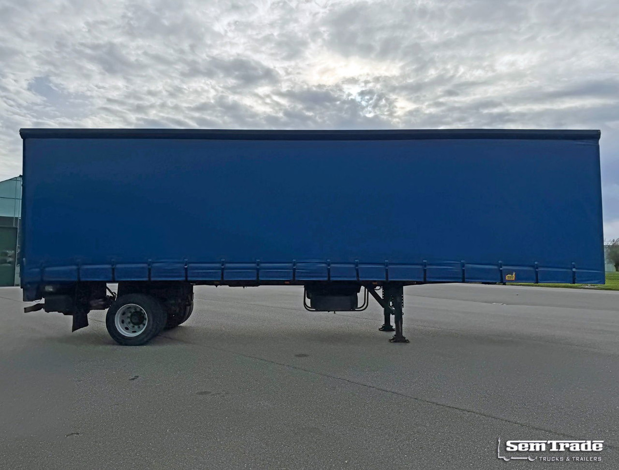 Floor FL0-12-102 City Trailer Tail Lift Good Condition Holland-Trailer - סמיטריילר עם וילונות צד: תמונה 5 Floor FL0-12-102 City Trailer Tail Lift Good Condition Holland-Trailer - סמיטריילר עם וילונות צד: תמונה 5