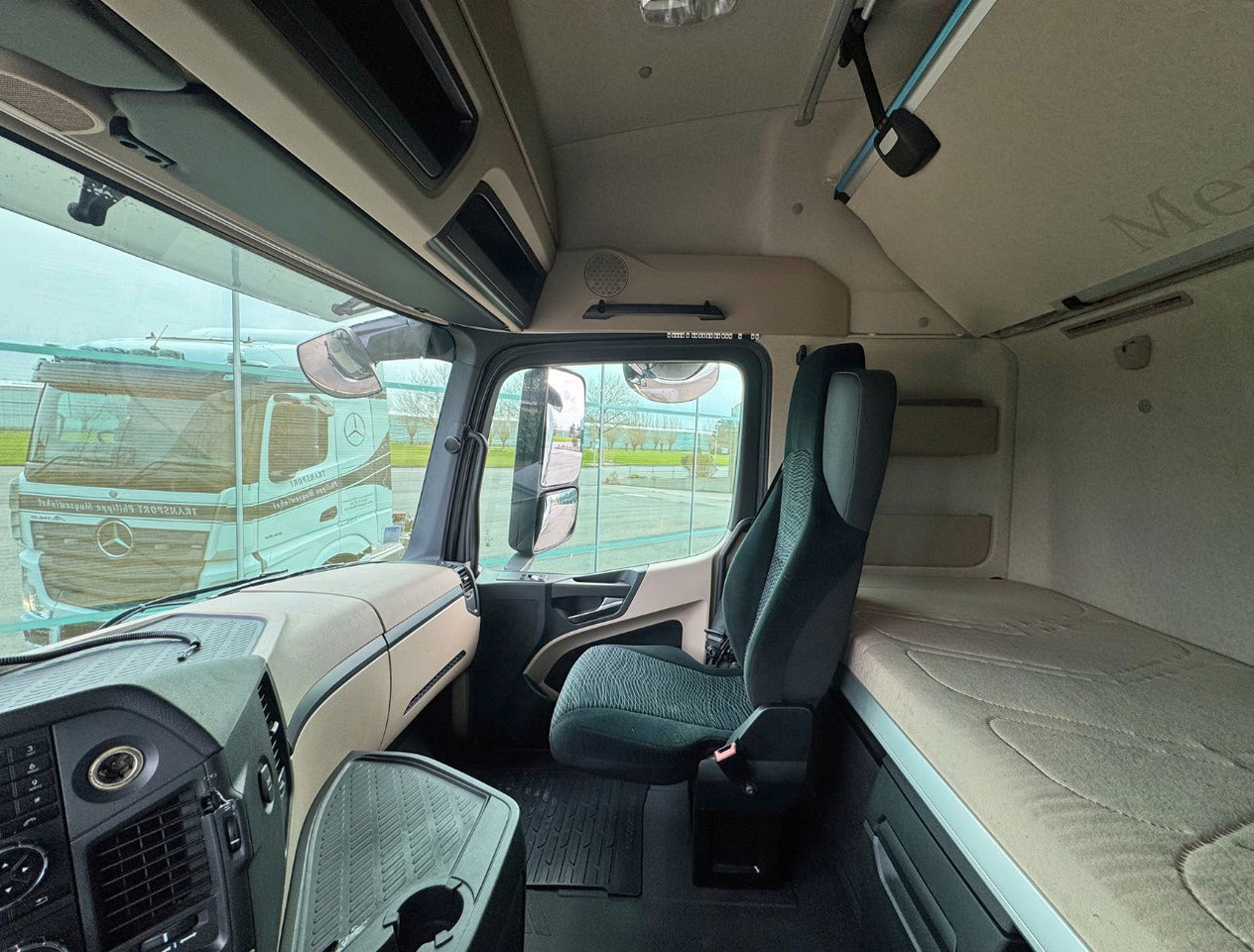 יחידת טרקטור Mercedes-Benz Actros 1945 382.000 KM NEW TUV APK PTO + Hydraulics TOP Condition NL Truck: תמונה 10