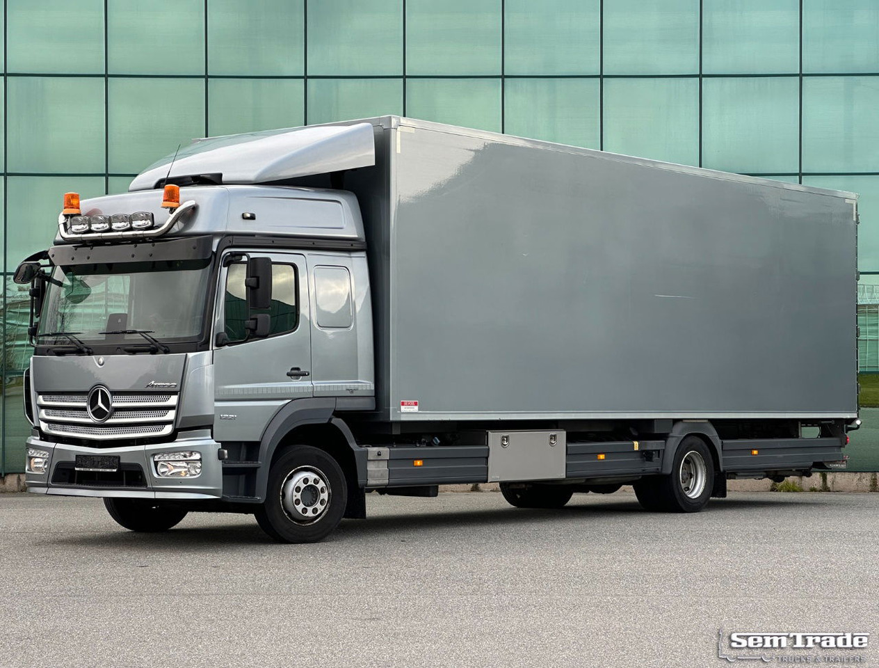 משאית תיבה Mercedes-Benz Atego 1221 Euro 6 Isolated BOX + Heater Side Door Tail Lift 336.00: תמונה 1