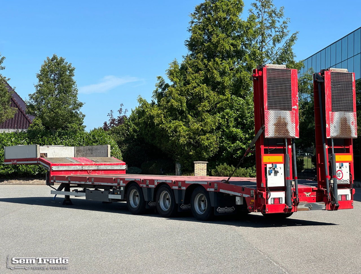 Nooteboom OSD-48-003 Semi 3 Axles Hydraulic Ramps Hinge TOP Condition - סמיטריילר עם מטען נמוך: תמונה 3 Nooteboom OSD-48-003 Semi 3 Axles Hydraulic Ramps Hinge TOP Condition - סמיטריילר עם מטען נמוך: תמונה 3