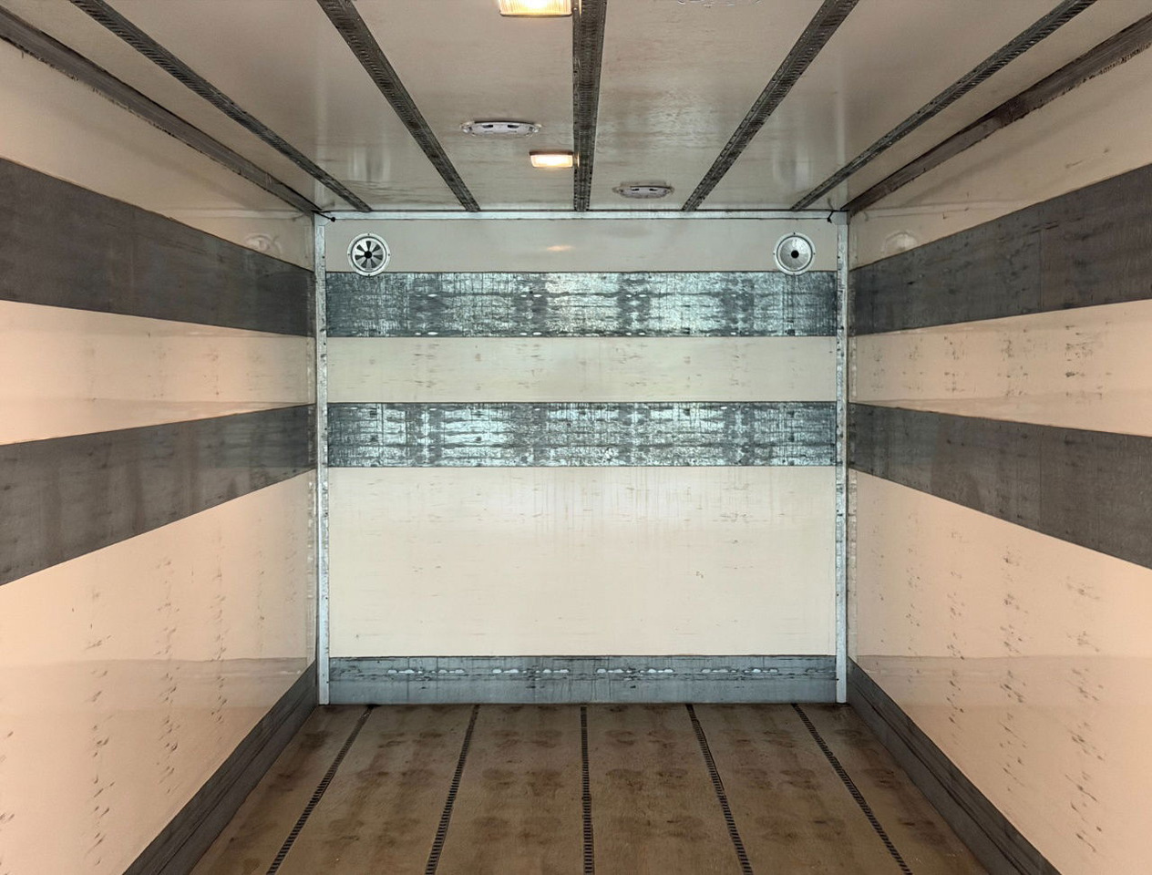 סמיטריילר בתיבה סגורה Pacton TBD 122 Tail Lift Steering Axle 1075x250x230 Inside NL City Trailer: תמונה 15 סמיטריילר בתיבה סגורה Pacton TBD 122 Tail Lift Steering Axle 1075x250x230 Inside NL City Trailer: תמונה 15