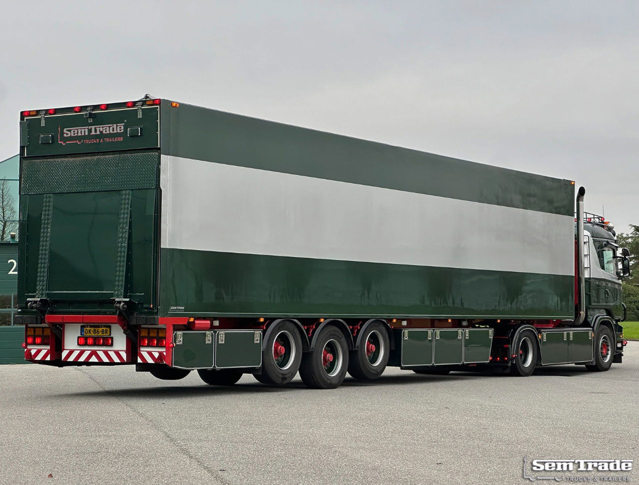 Scania R500 V8 Analogue Tacho 779.000 KM Show Truck Special Interior + Special V - יחידת טרקטור: תמונה 4 Scania R500 V8 Analogue Tacho 779.000 KM Show Truck Special Interior + Special V - יחידת טרקטור: תמונה 4